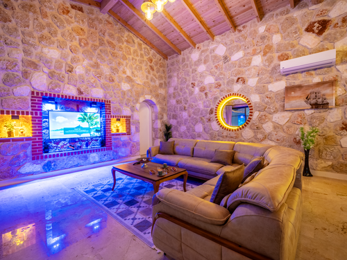  gece  -  Kasım
  | Kalkan Akbel'de Muhafazakar Aile İçin Özel Havuzlu Jakuzili Villa